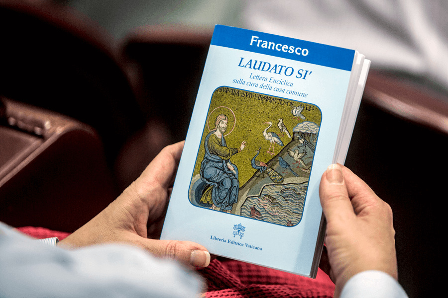 Photograph of the publication Laudato Si’, in Italian.